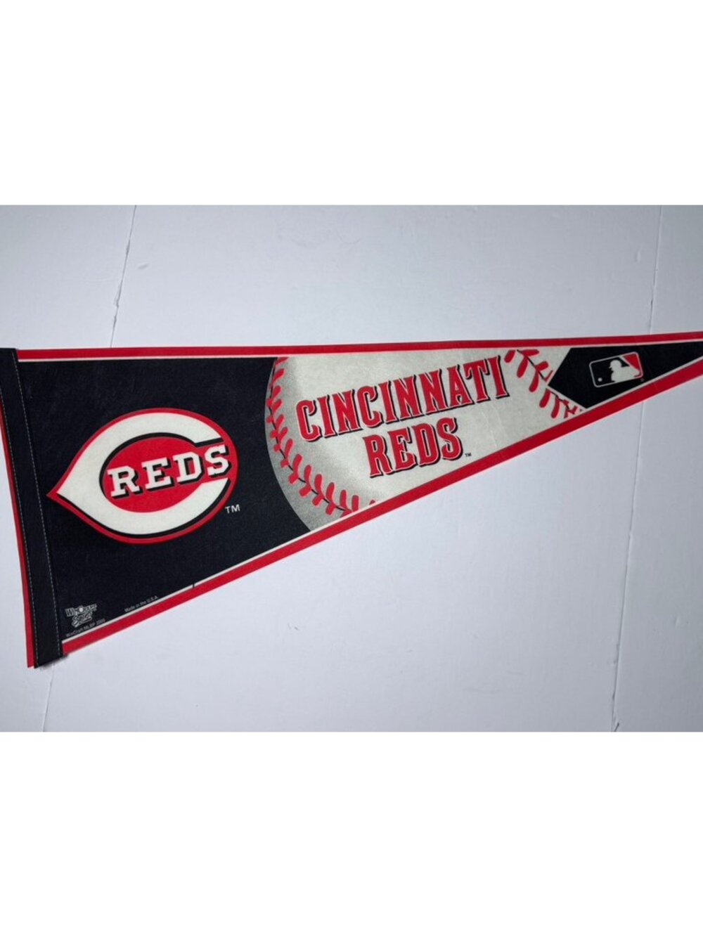 Cincinnati Reds MLB Baseball Pennant 12x30 Flag Felt Banner Mancave Decor